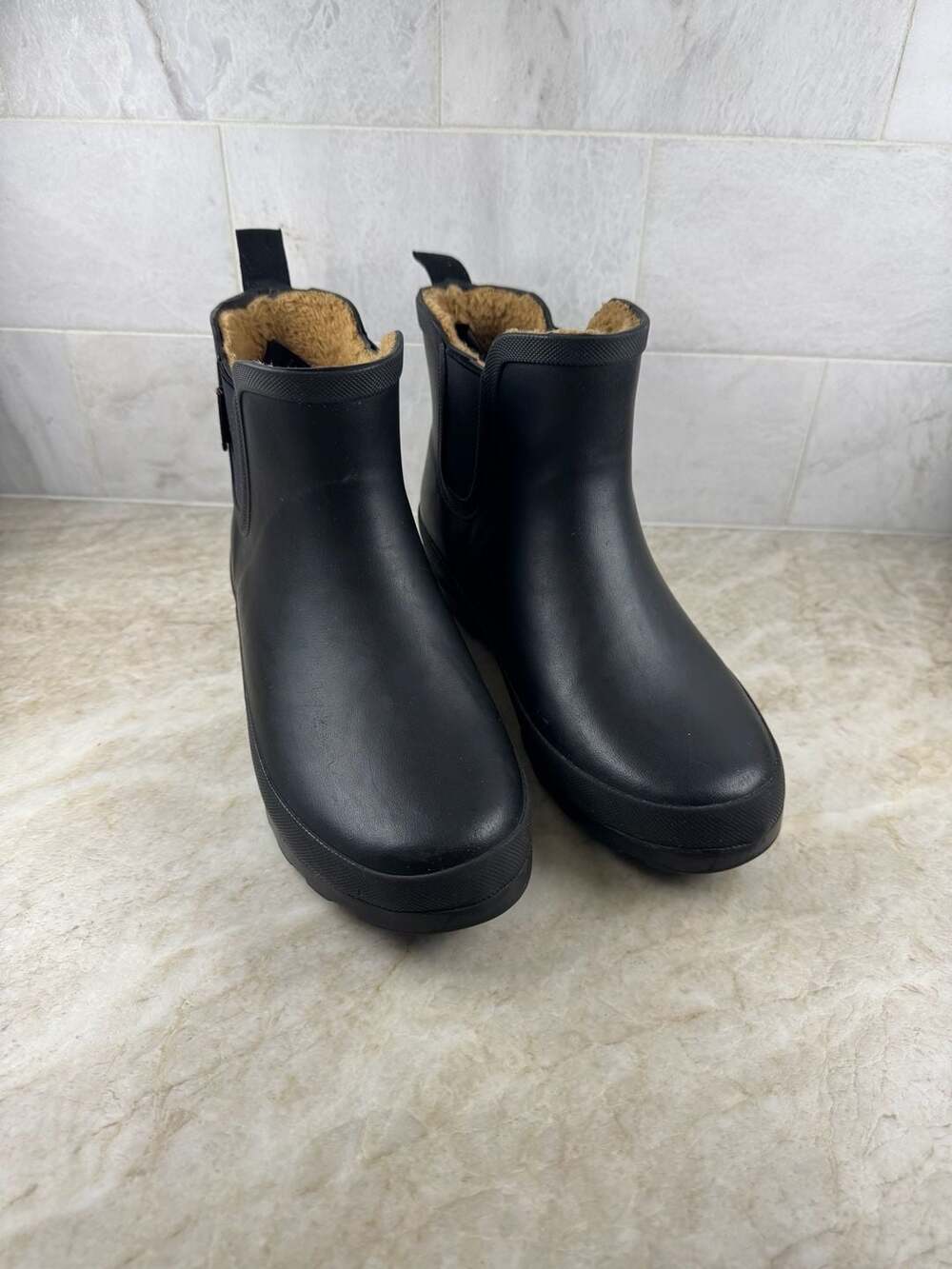 Chooka Plush Chelsea Rain Boots Black Waterproof Ankle Boots Women’s 7 - Picture 2 of 16